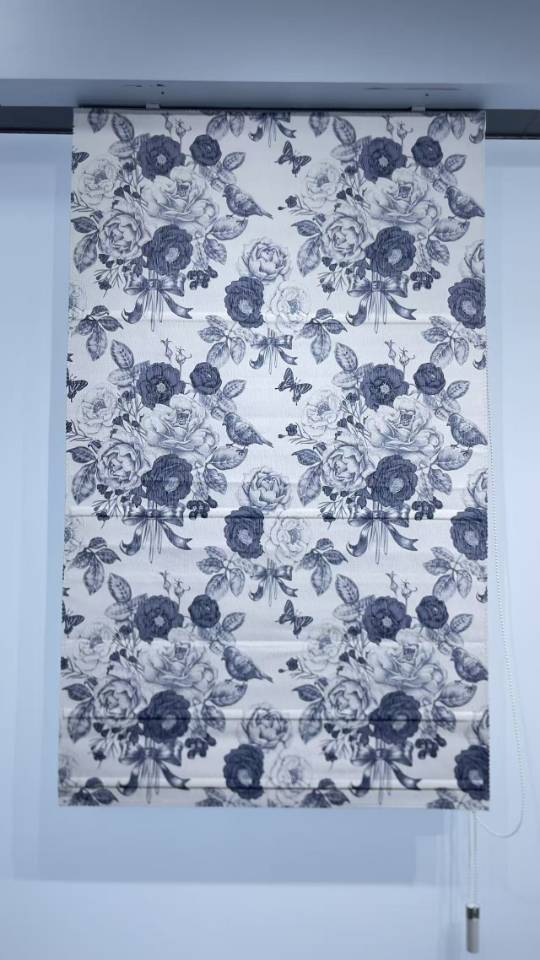 Botanical Blue Roman